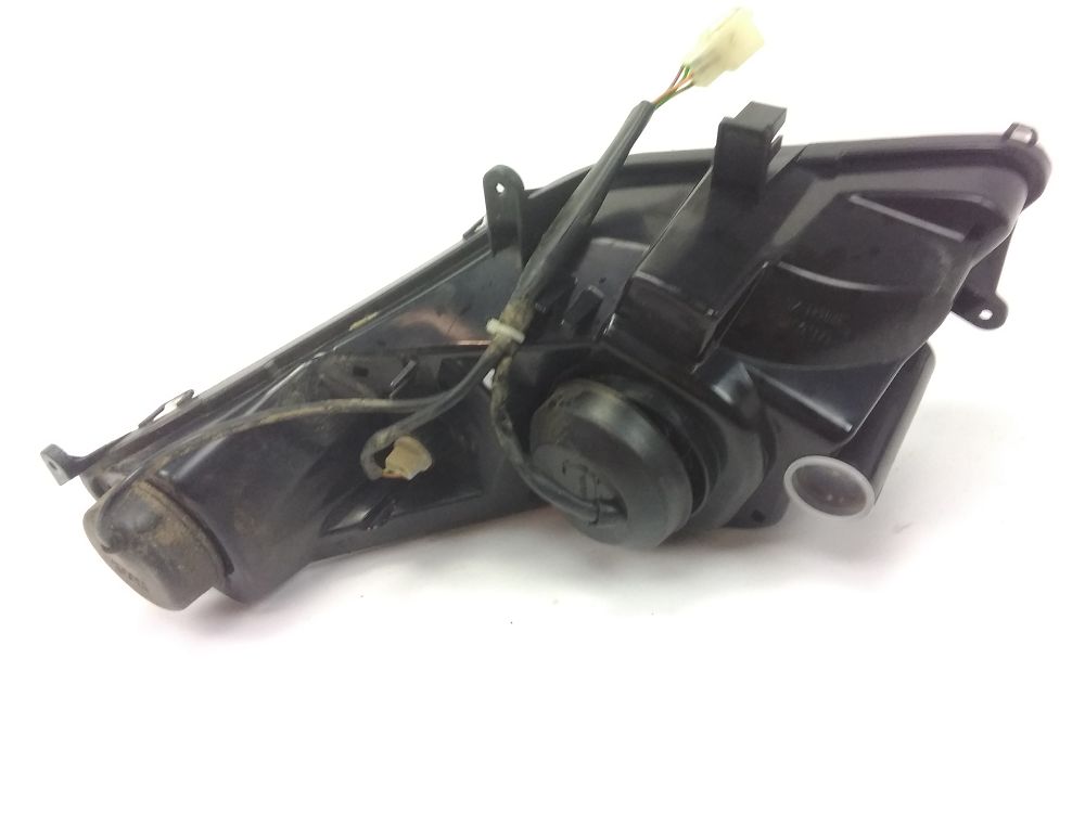 OPTIQUE AVANT GAUCHE