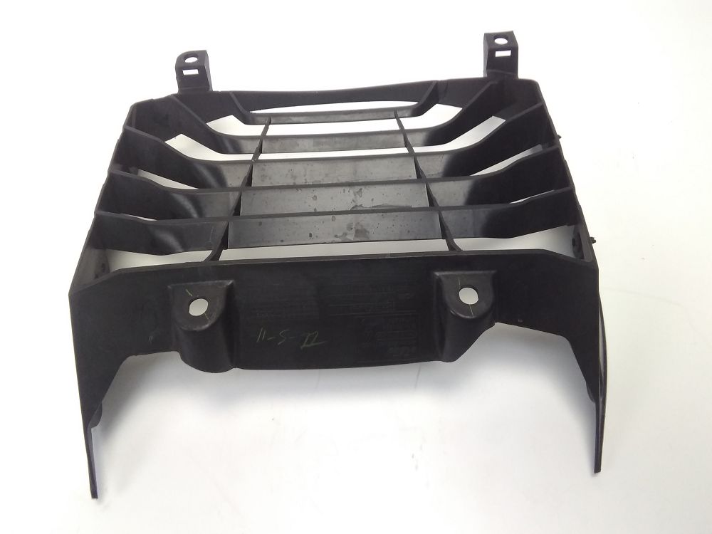 GRILLE DE RADIATEUR