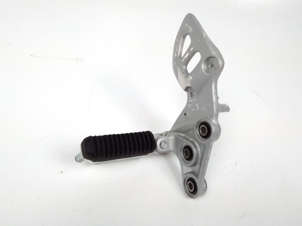 PLATINE AVANT DROITE COMPLETE