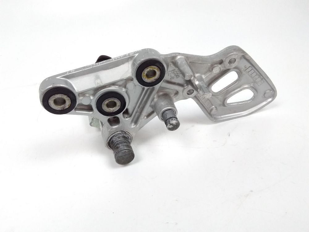 PLATINE AVANT DROITE COMPLETE