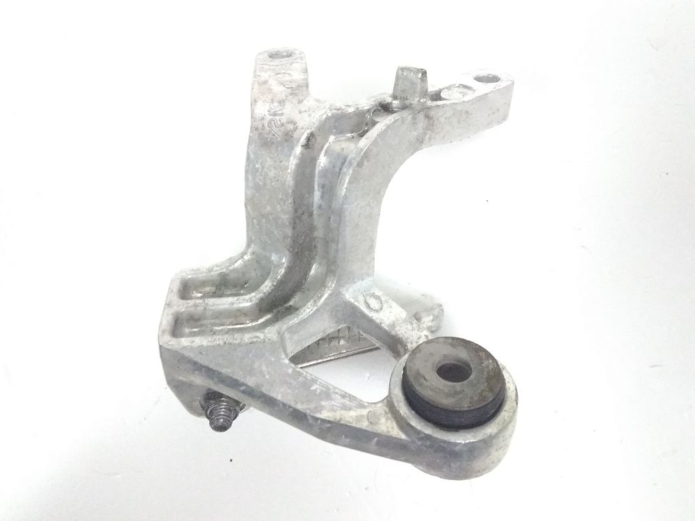 PLATINE ET REPOSE PIEDS ARRIERE DROIT