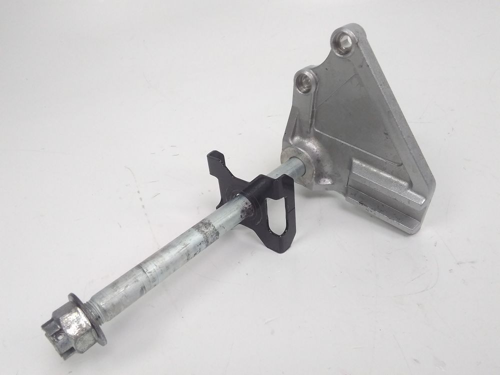 AXE DE ROUE ARRIERE
