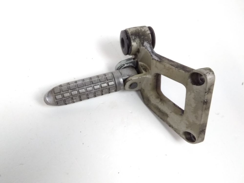 PLATINE ARRIERE DROITE COMPLETE