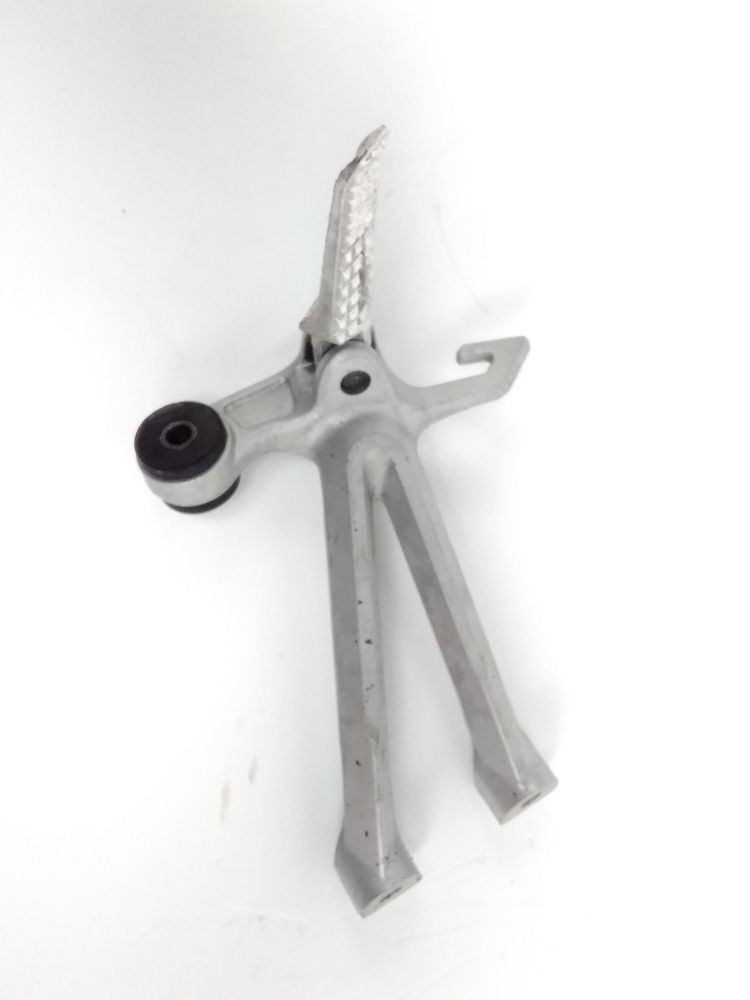 PLATINE ARRIERE DROITE COMPLETE