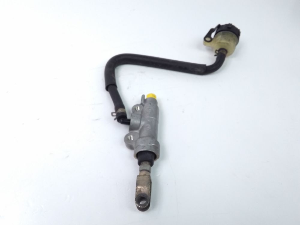 Maitre cylindre frein ar complet