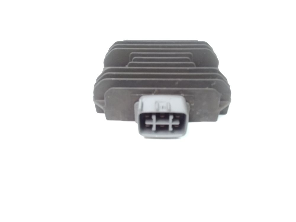 REGULATEUR DE TENSION
