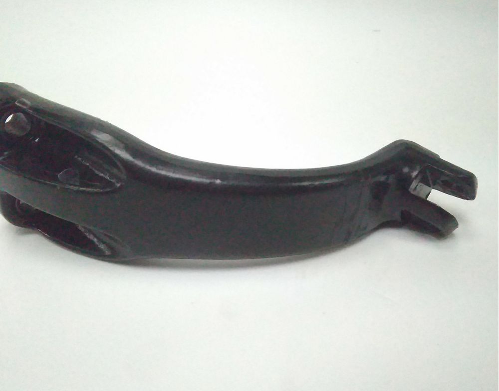 Platine avant droite