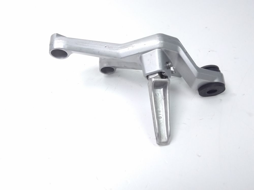 PLATINE ET REPOSE PIEDS ARRIERE DROIT