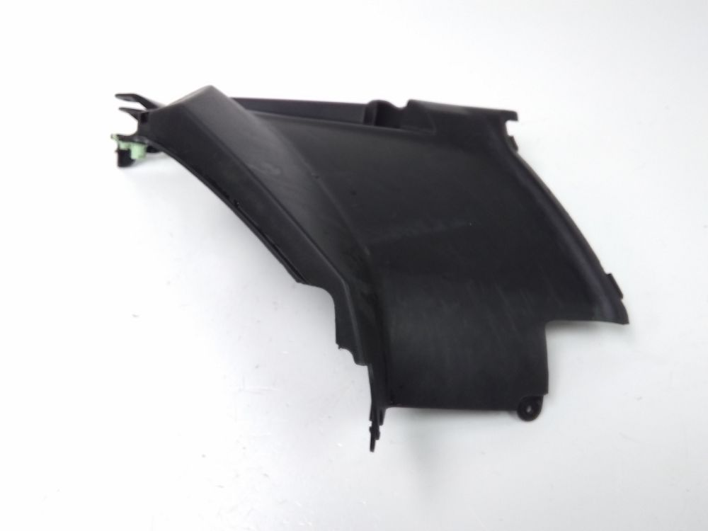 CACHE LATERAL GAUCHE