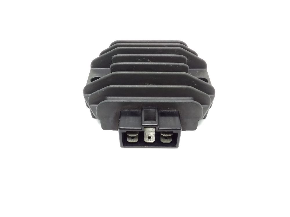 REGULATEUR DE TENSION