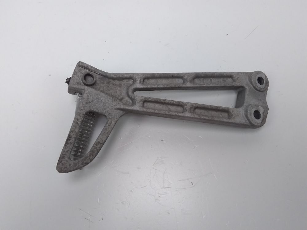 PLATINE ARRIERE DROITE COMPLETE