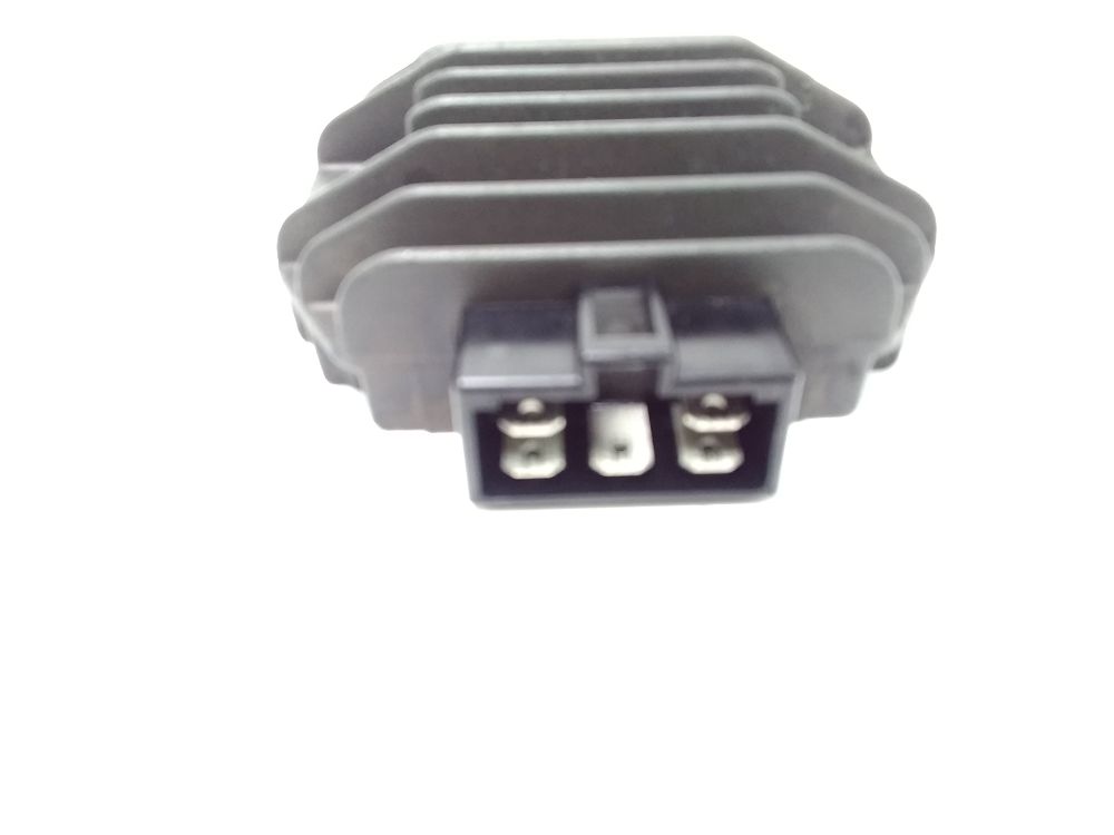 REGULATEUR DE TENSION