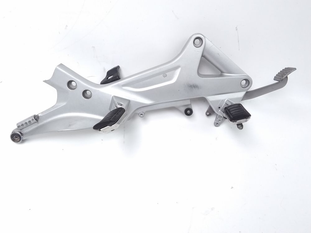 PLATINE AVANT DROITE COMPLETE