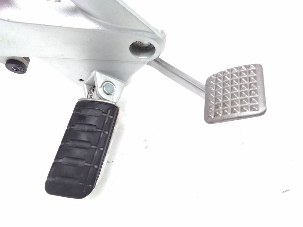 PLATINE AVANT DROITE COMPLETE