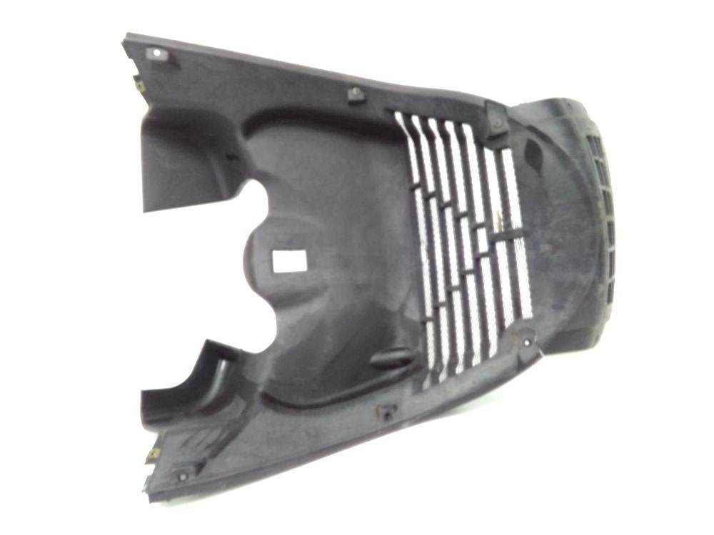 GRILLE DE RADIATEUR