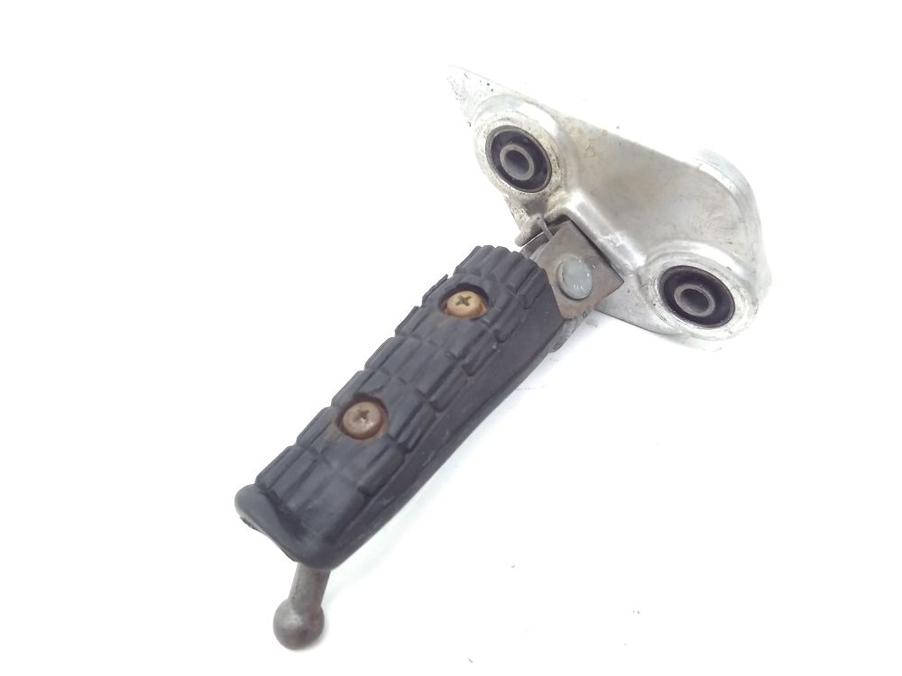 PLATINE AVANT DROITE