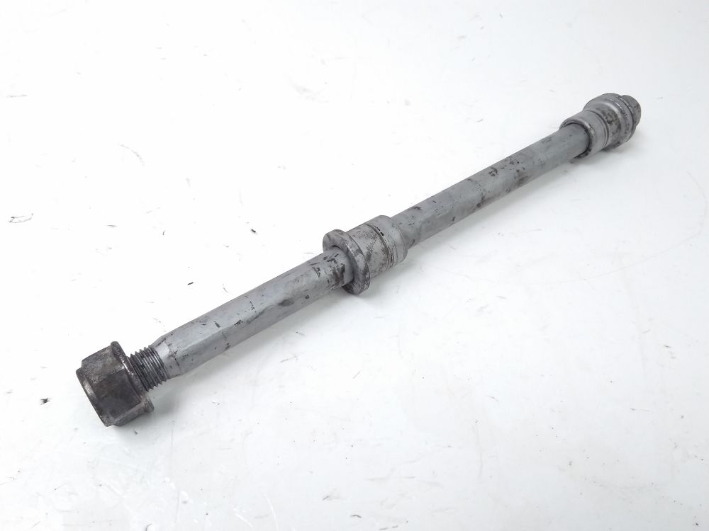 AXE DE ROUE AVANT