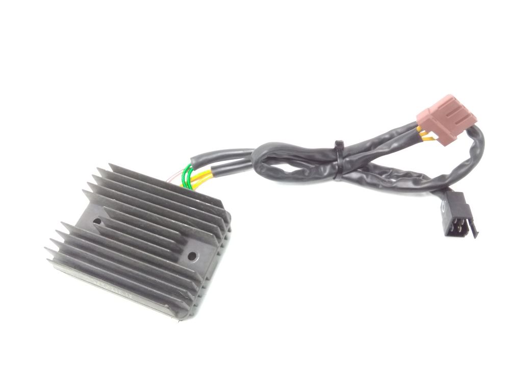 REGULATEUR DE TENSION