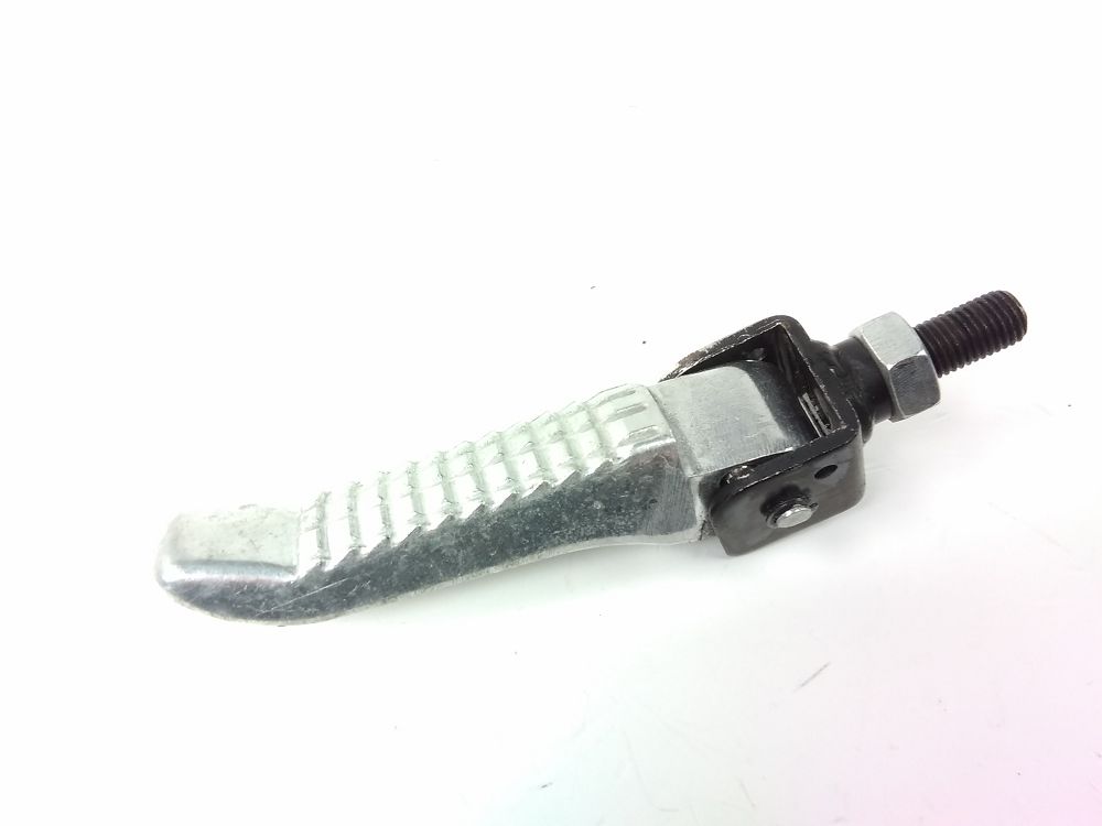 Repose pieds arriere gauche