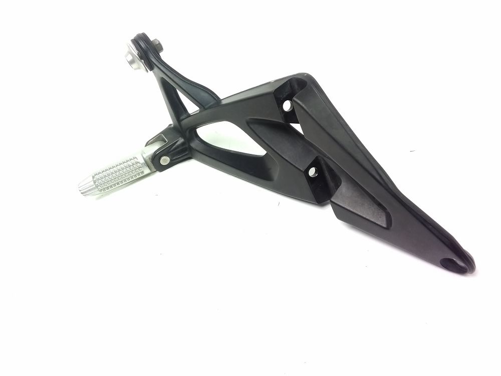 PLATINE ARRIERE DROITE COMPLETE