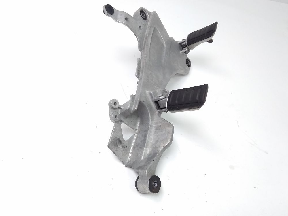 PLATINE AVANT DROITE COMPLETE