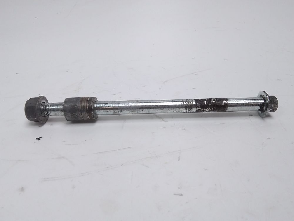 AXE DE ROUE AVANT