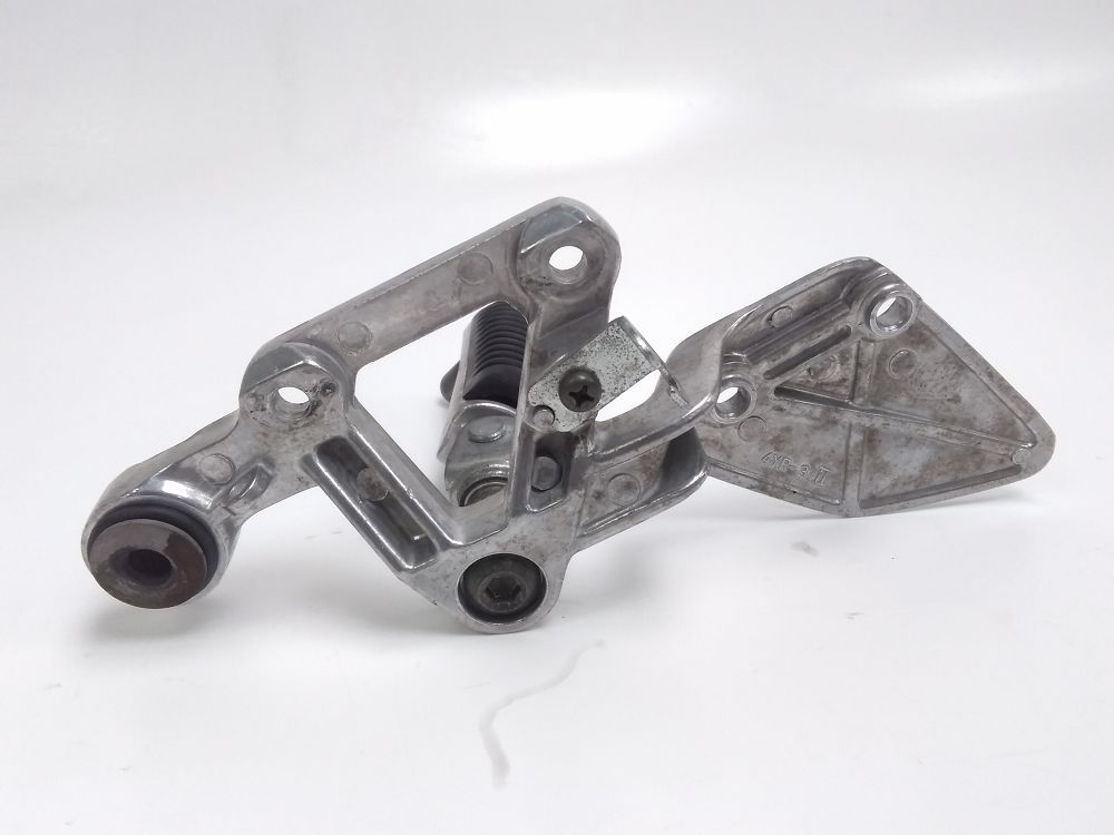 PLATINE AVANT DROITE COMPLETE