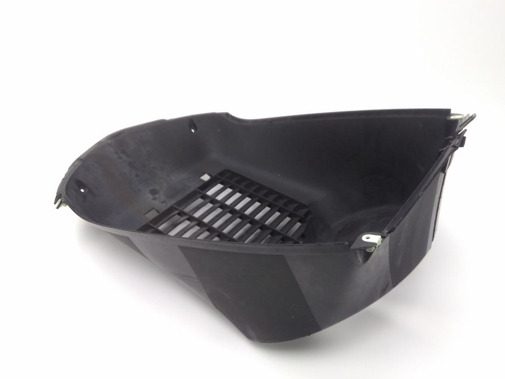 GRILLE DE RADIATEUR