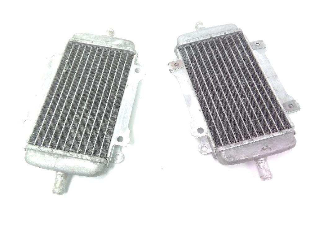 RADIATEUR EAU DROIT