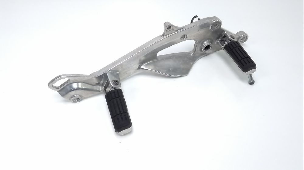 PLATINE AVANT DROITE COMPLETE