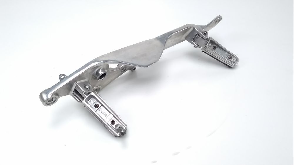 PLATINE AVANT DROITE COMPLETE