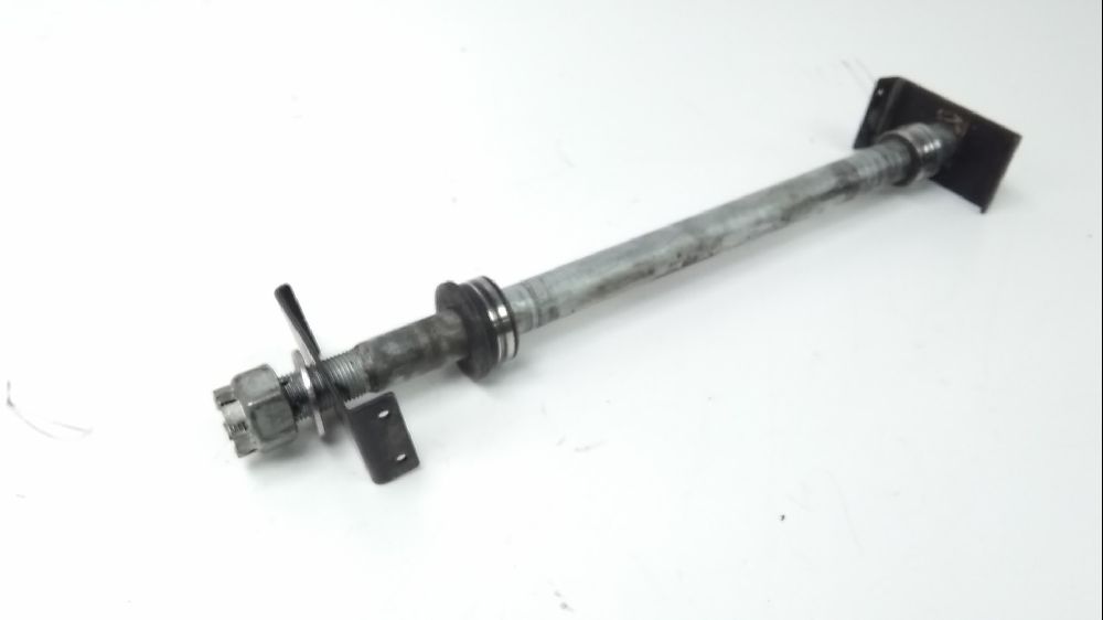 AXE DE ROUE ARRIERE