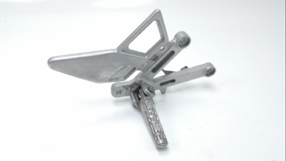 PLATINE AVANT DROITE COMPLETE