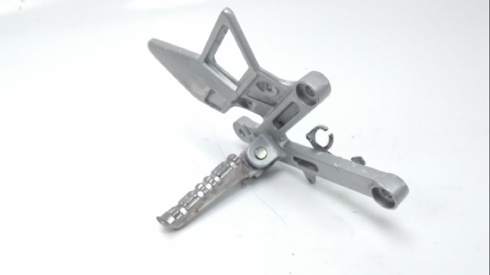 PLATINE AVANT DROITE COMPLETE