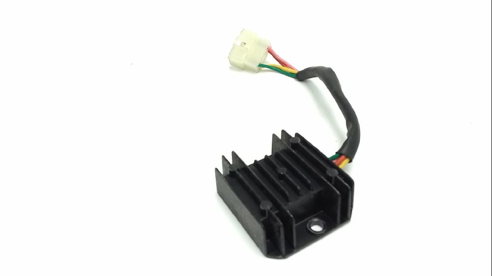 REGULATEUR DE TENSION