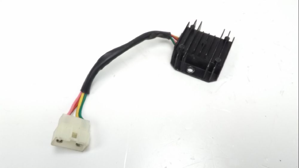 REGULATEUR DE TENSION