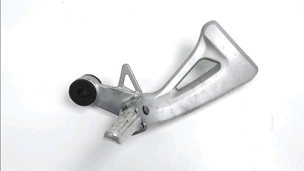 PLATINE ET REPOSE PIEDS ARRIERE DROIT