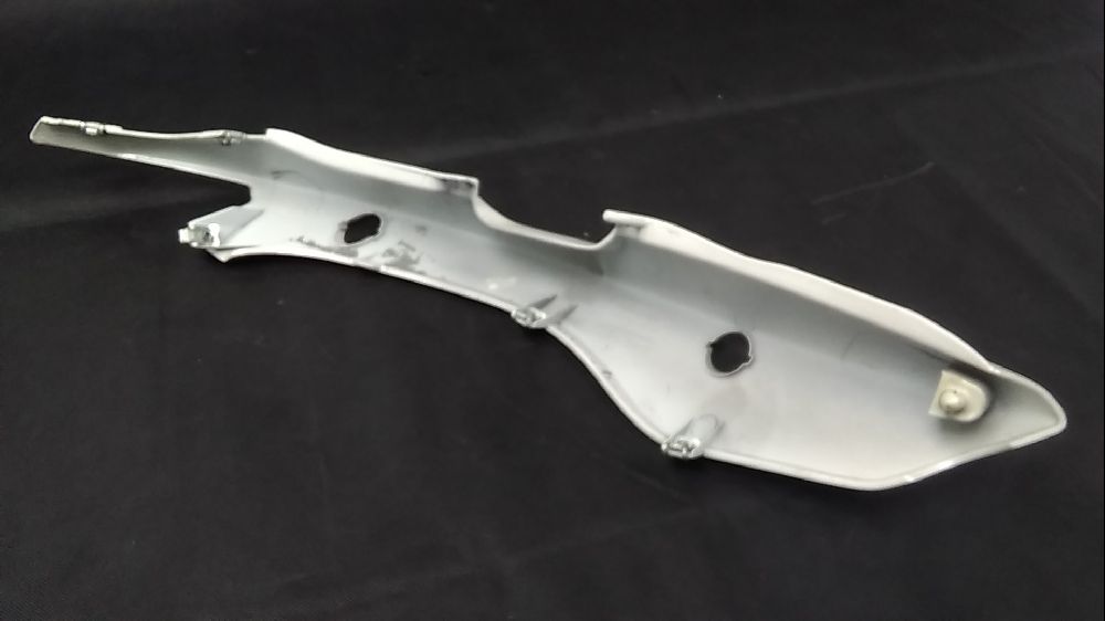 CARENAGE ARRIERE GAUCHE