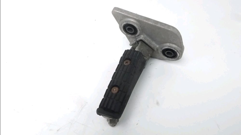 PLATINE AVANT DROITE