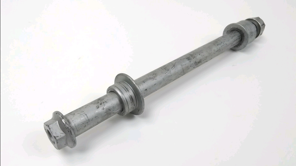 AXE DE ROUE ARRIERE