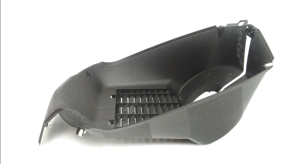 GRILLE DE RADIATEUR