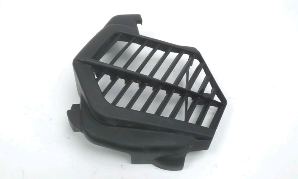 GRILLE DE RADIATEUR
