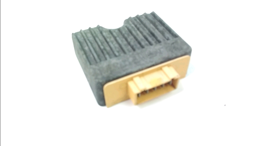 REGULATEUR DE TENSION