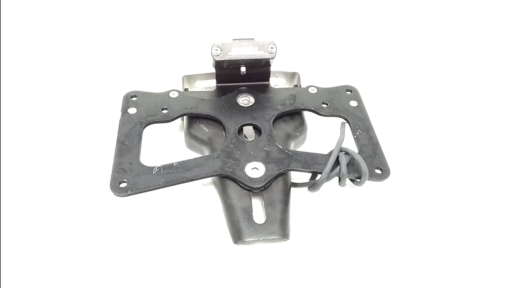 Support de plaque et eclairage