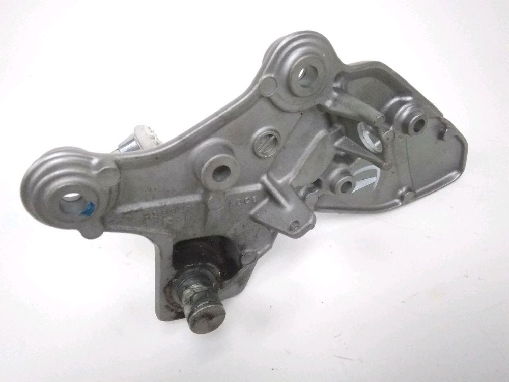 PLATINE AVANT DROITE COMPLETE