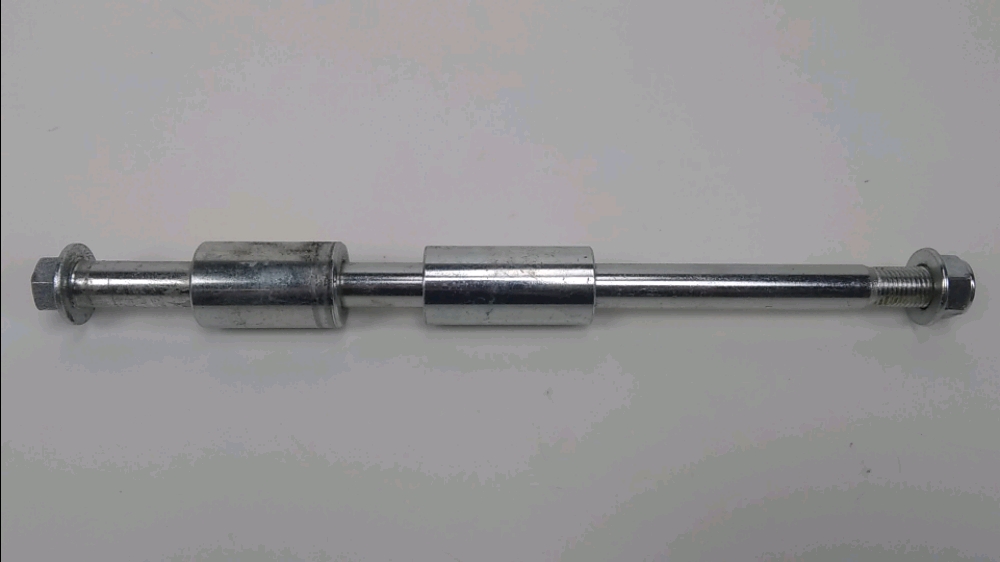 AXE DE ROUE ARRIERE