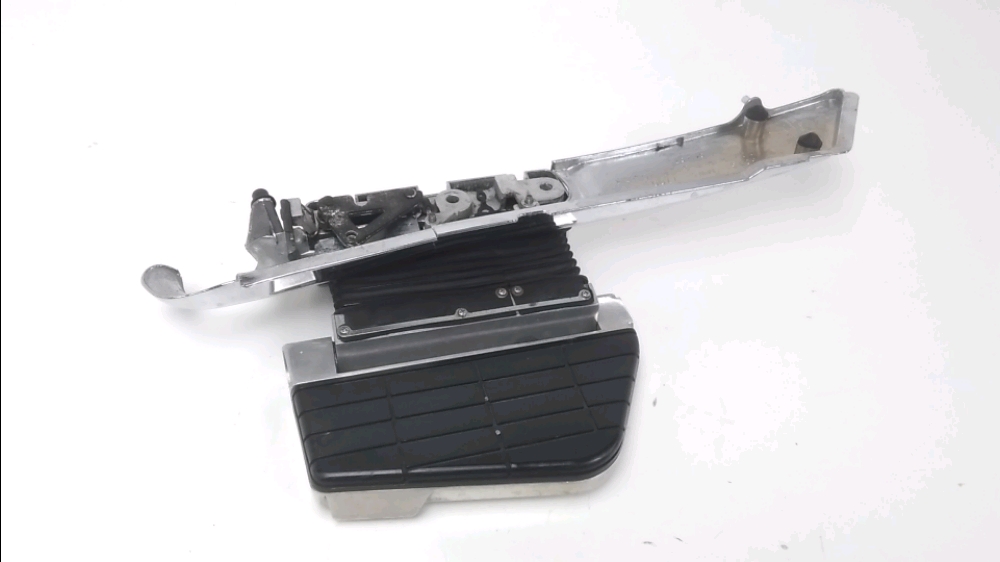 PLATINE ARRIERE DROITE COMPLETE