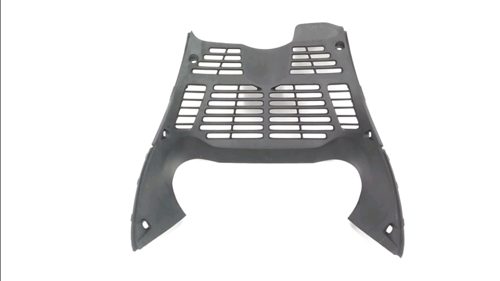GRILLE DE RADIATEUR