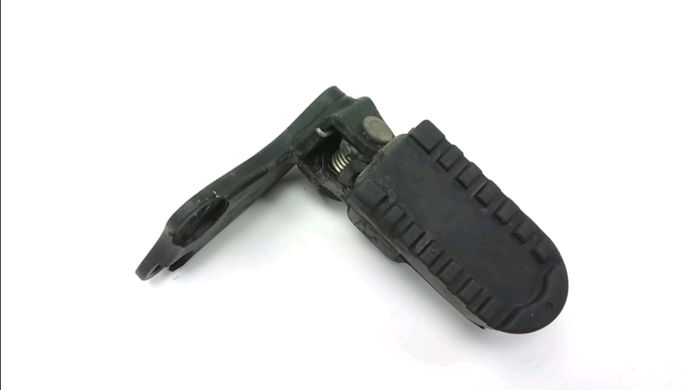 PLATINE AVANT DROITE