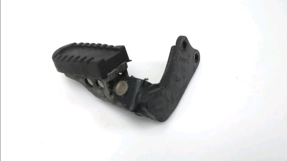 PLATINE AVANT DROITE